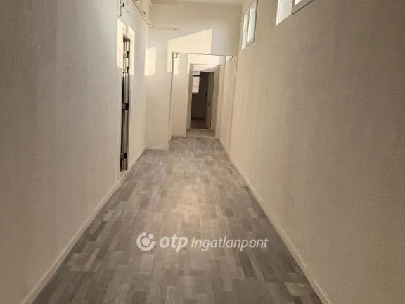 Eladó lakás Budapest XXI. kerület, Gyártelep 32 nm