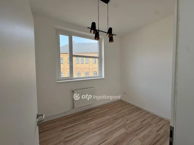 Eladó lakás Budapest XXI. kerület, Gyártelep 32 nm