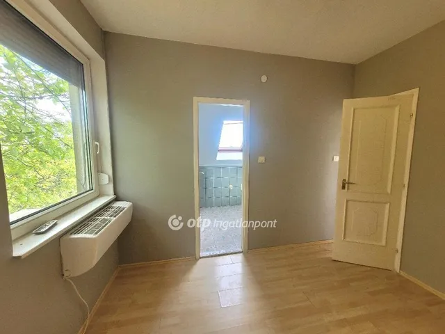 Eladó nyaraló Budapest XXII. kerület 66 nm