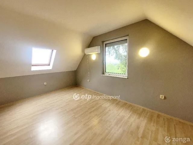 Eladó nyaraló Budapest XXII. kerület 66 nm