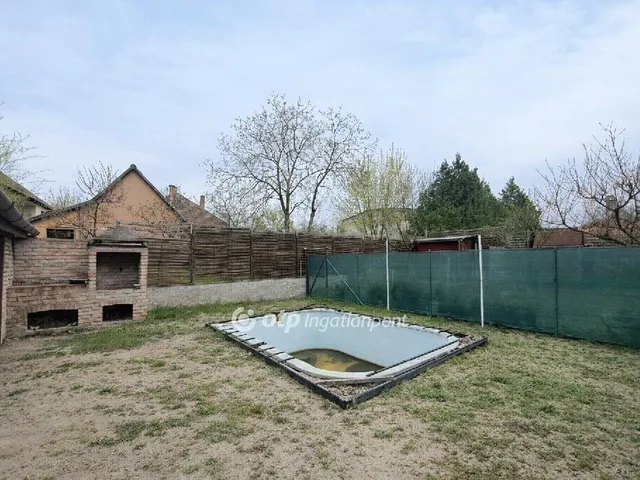 Eladó lakás Budapest XXI. kerület 111 nm