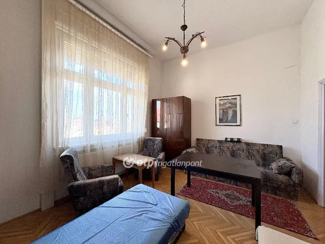 Eladó lakás Budapest VIII. kerület 93 nm