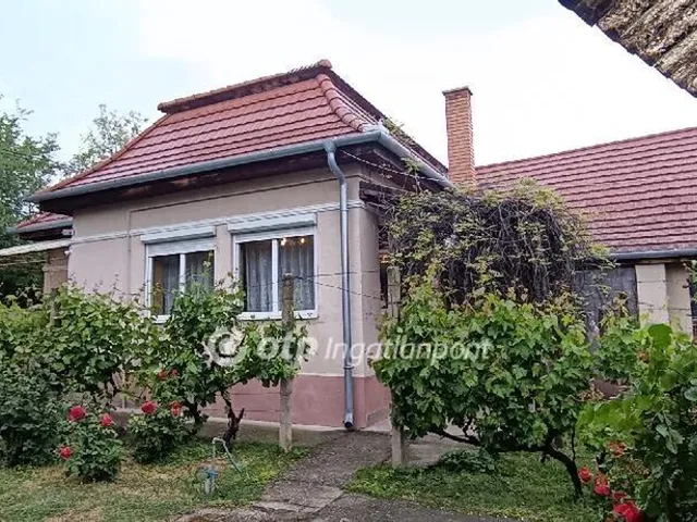 Eladó ház Kiskunlacháza 70 nm