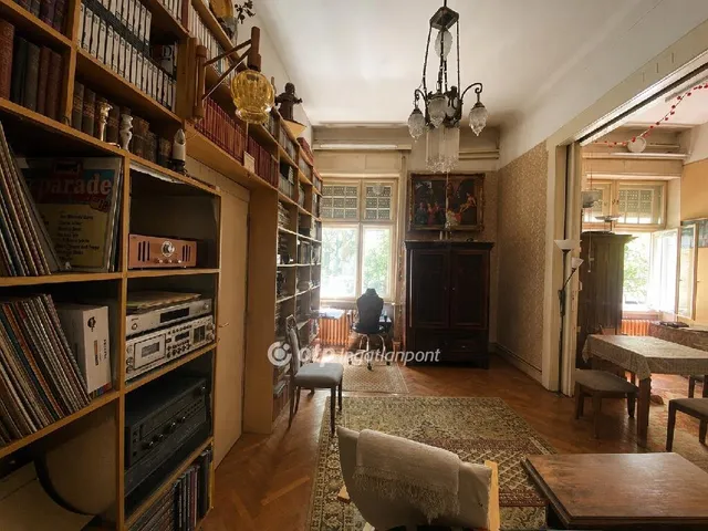 Eladó lakás Budapest V. kerület 89 nm