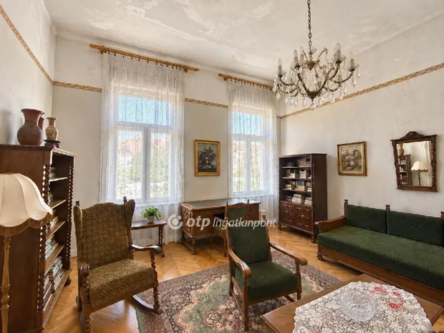 Eladó lakás Budapest VI. kerület 124 nm
