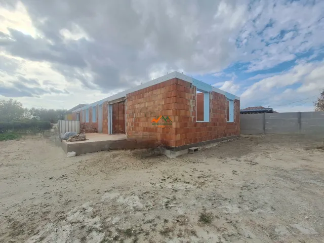 Eladó ház Szigetcsép 85 nm