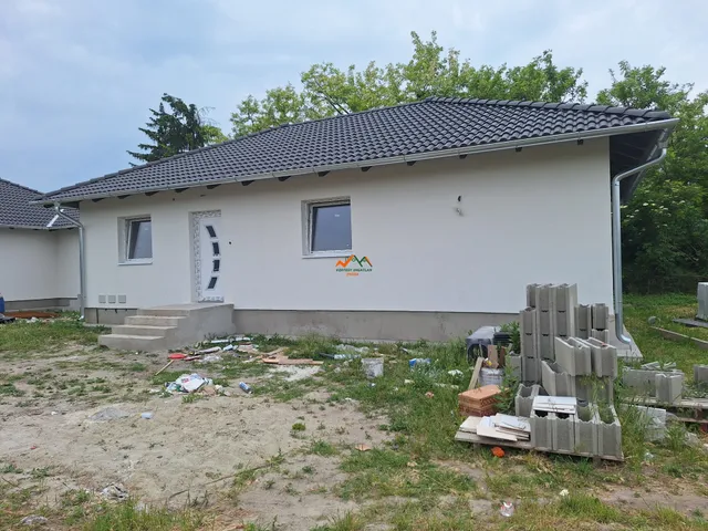 Eladó ház Kiskunlacháza 75 nm
