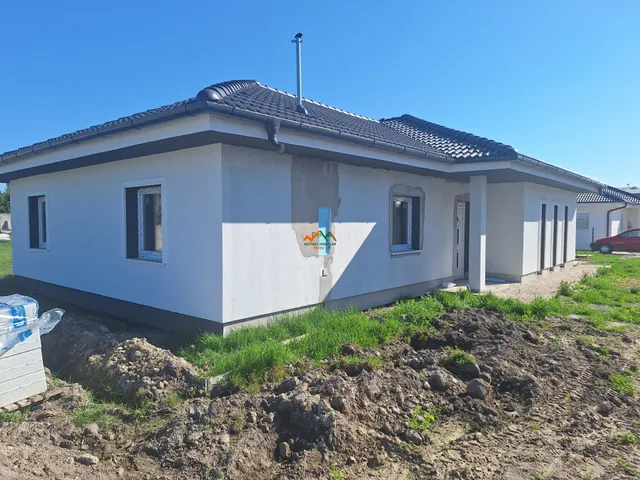 Eladó ház Kiskunlacháza 106 nm
