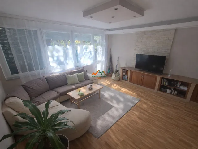 Eladó lakás Szigetszentmiklós 100 nm