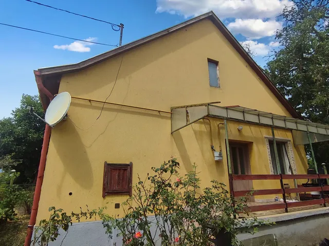 Eladó ház Deszk 78 nm