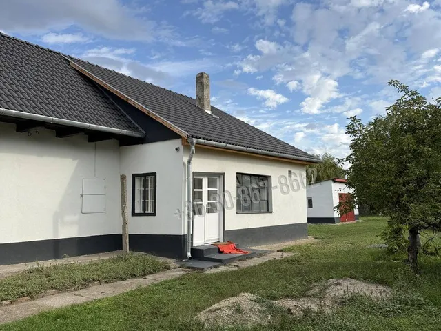Eladó ház Mezőfalva 65 nm