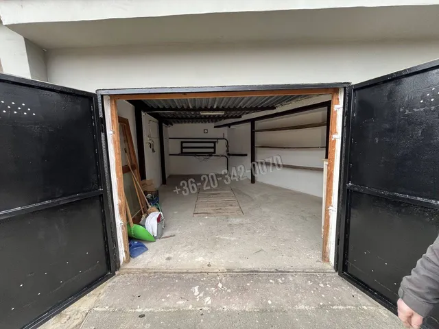 Eladó garázs Dunaújváros 22 nm