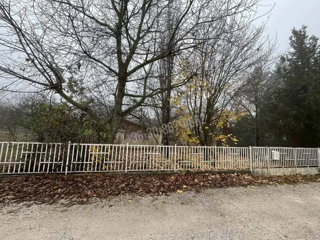 Eladó telek Kulcs 1010 nm