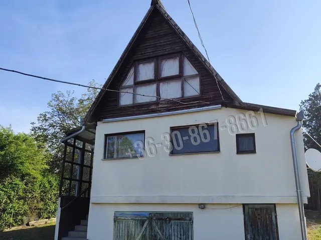 Eladó üdülő és hétvégi ház Kulcs 40 nm