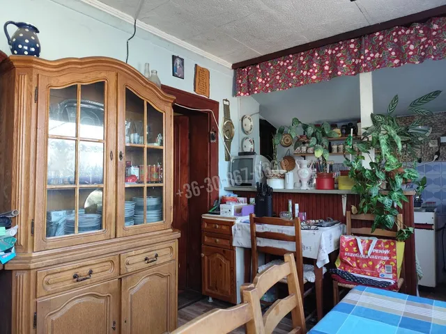 Eladó nyaraló Kulcs, Radicsai ut . 40 nm