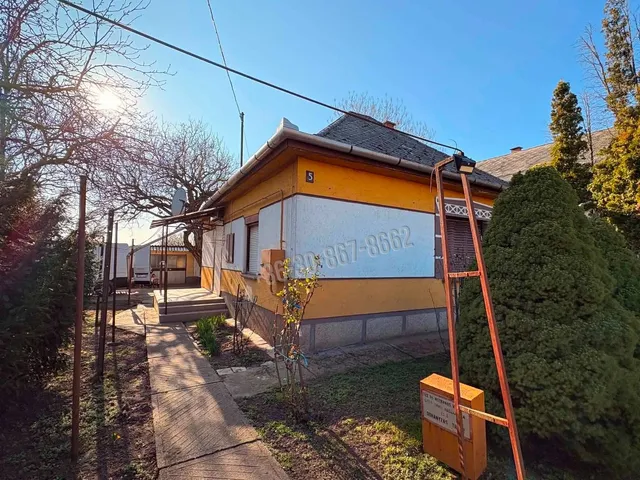 Eladó ház Nagyvenyim 120 nm