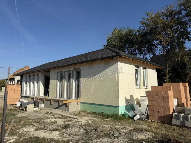 Eladó ház Adony 90 nm
