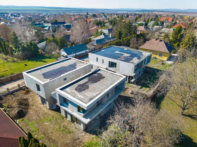 Eladó ház Biatorbágy, Füzes 170 nm