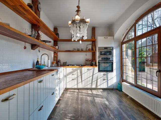 Eladó ház Budapest II. kerület 340 nm