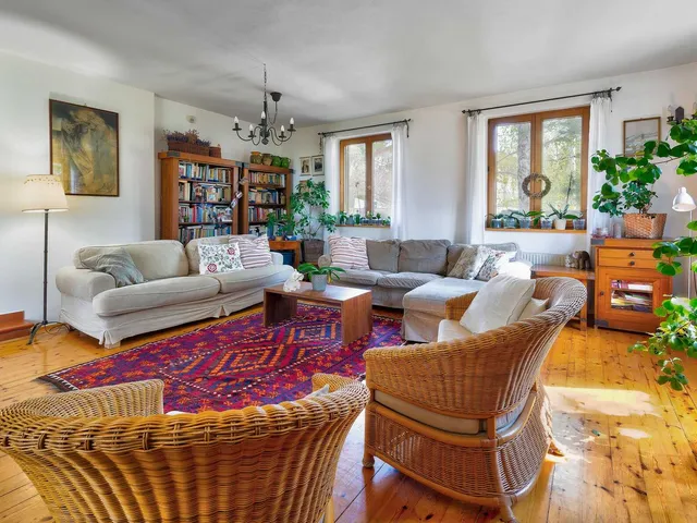 Eladó ház Páty 330 nm