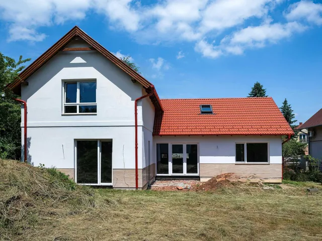 Eladó ház Nagykovácsi 200 nm