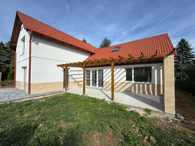 Eladó ház Nagykovácsi 200 nm