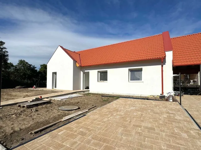 Eladó ház Perbál 71 nm