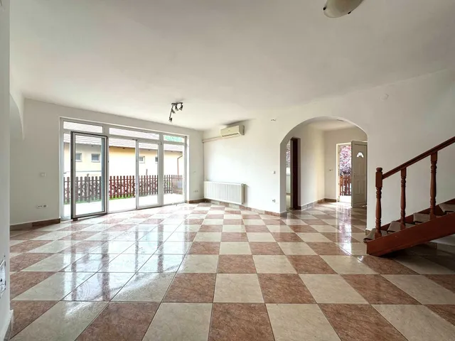Eladó ház Páty 152 nm