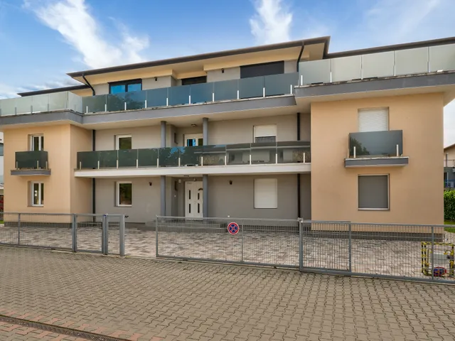 Eladó lakás Siófok, Aranypart 98 nm