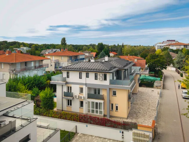 Eladó lakás Siófok, Aranypart 98 nm