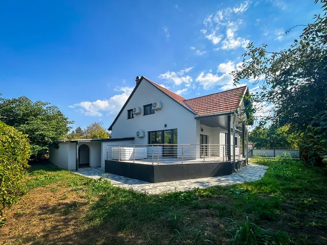 Eladó ház Balatonszárszó 177 nm