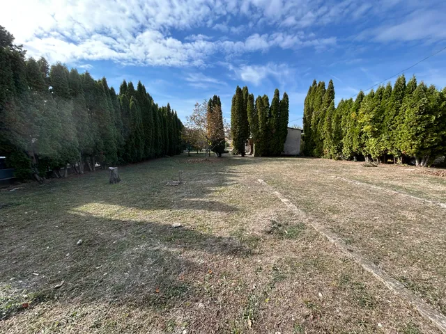 Eladó telek Érd, Fenyves-Parkváros 2175 nm