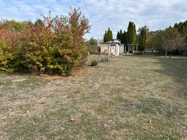 Eladó telek Érd, Fenyves-Parkváros 2175 nm