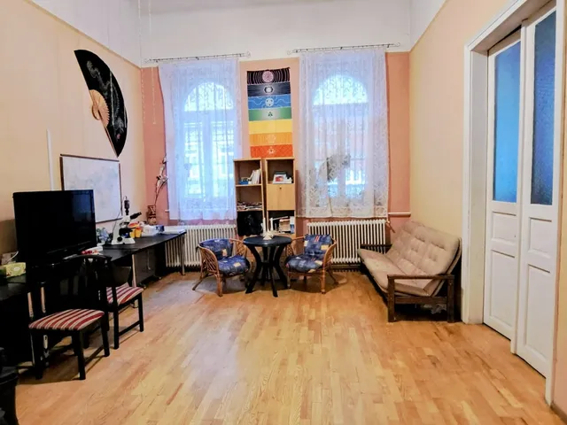 Eladó lakás Budapest VIII. kerület, Józsefváros 94 nm