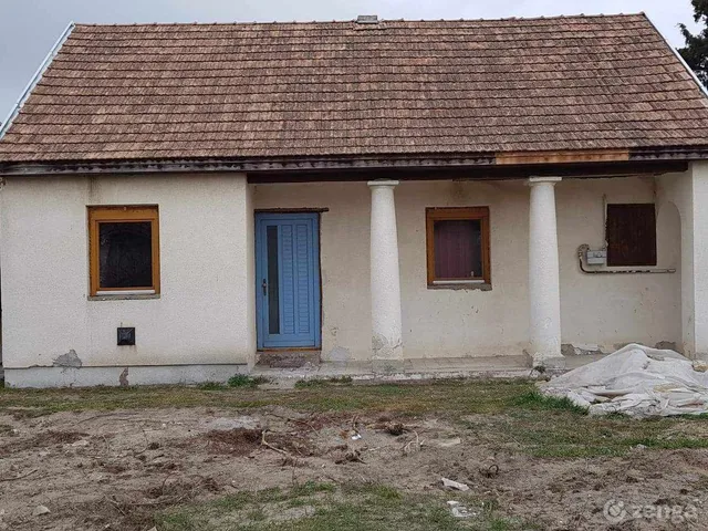 Eladó ház Szank 50 nm