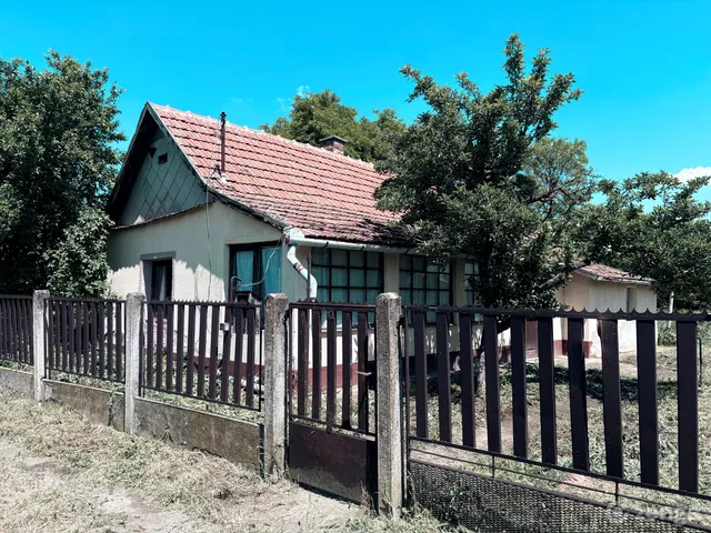 Eladó ház Furta 52 nm