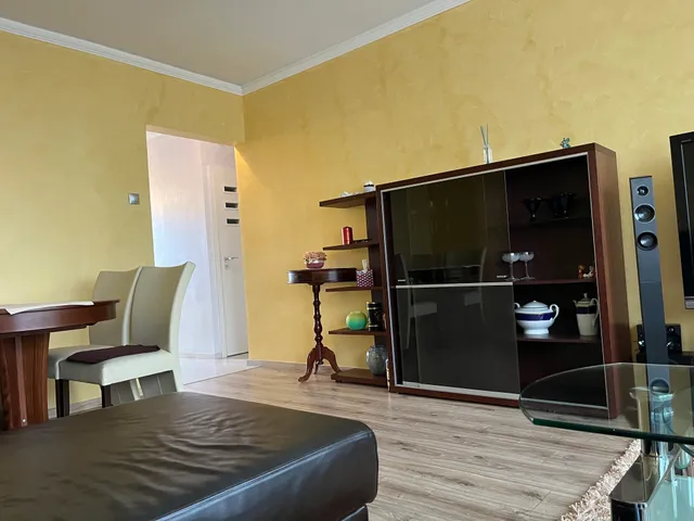 Eladó lakás Budapest XIII. kerület, Kárpát u 50 49 nm