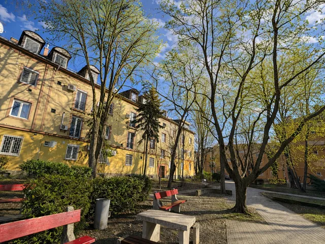 Eladó lakás Budapest XI. kerület, Albertfalva, Karcag utca 39 nm