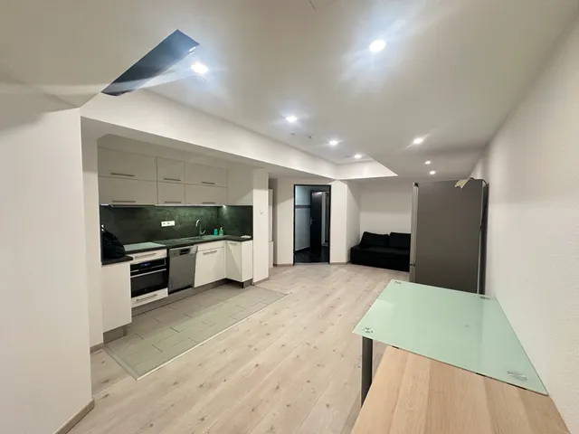 Eladó lakás Budapest IX. kerület, Belső Ferencváros, ERKEL UTCA 105 nm