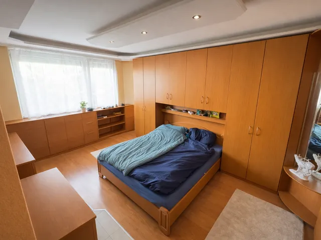 Eladó lakás Budapest XI. kerület, Albertfalva, Sáfrány utca 48 nm