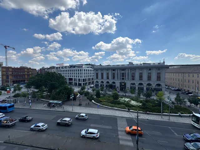 Eladó lakás Budapest VII. kerület, Belső-Erzsébetváros, Rákóczi út 131 nm