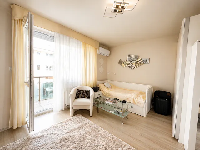 Eladó lakás Budapest XI. kerület, Albertfalva, Kondorosi út 25 nm