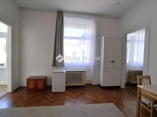 Eladó lakás Budapest XI. kerület 55 nm
