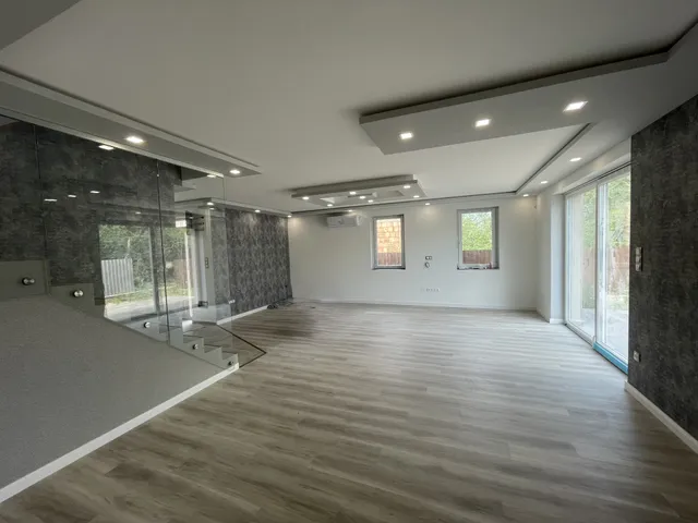 Eladó ház Vecsés, Halmitelep 145 nm