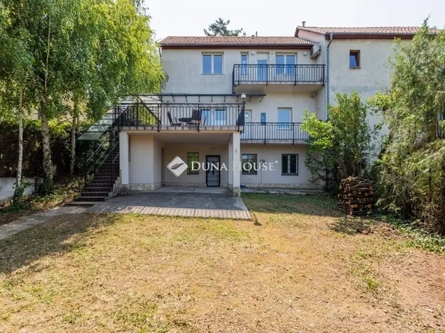 Eladó ház Budapest II. kerület 261 nm