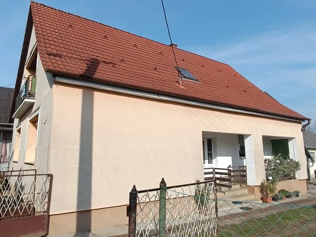 Eladó ház Gyékényes 120 nm