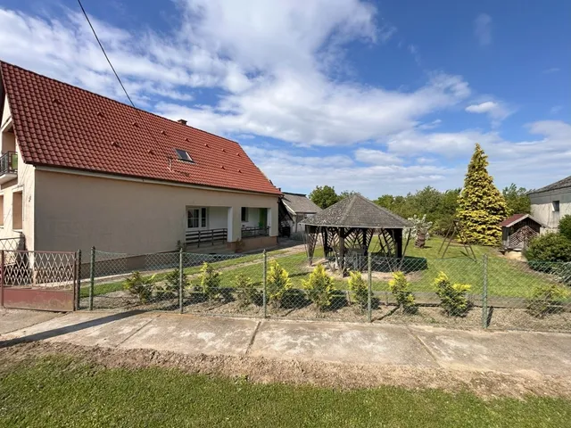 Eladó ház Gyékényes 120 nm