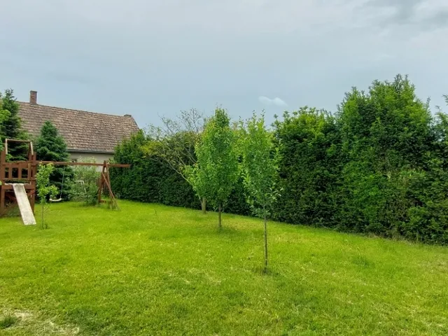 Eladó ház Ócsa 320 nm
