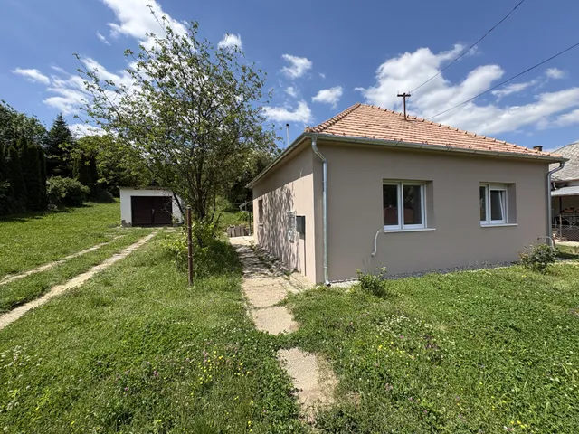 Eladó ház Bázakerettye 83 nm
