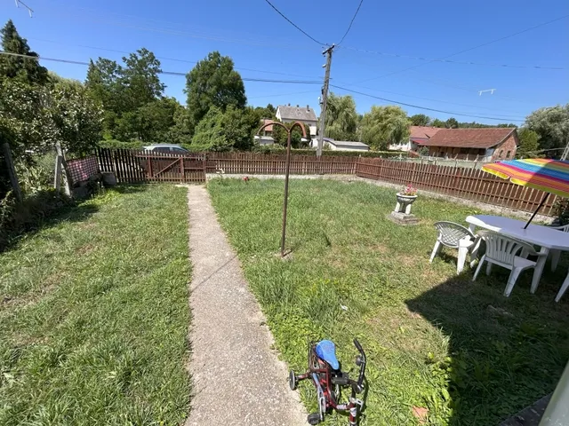 Eladó ház Eszteregnye 95 nm